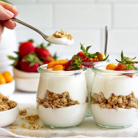 Granola Yogurt Parfaits