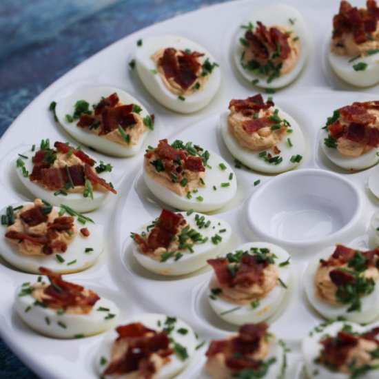 Spicy Deviled Eggs with Bacon