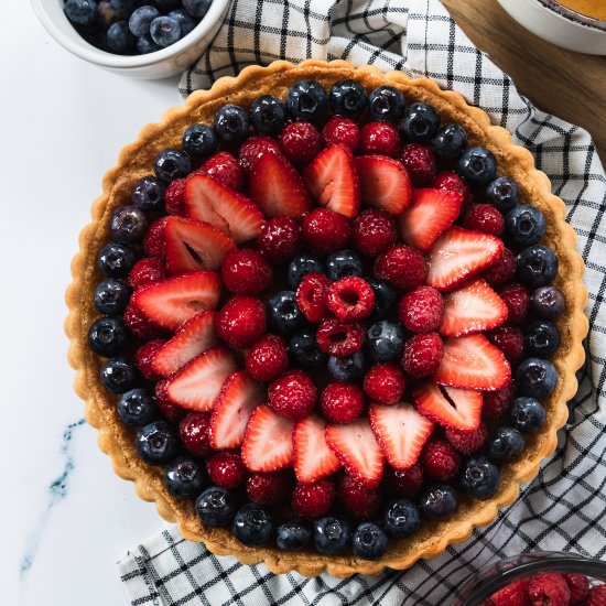 Almond & Berry Tart