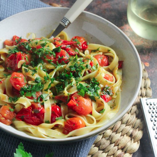 Quick Cherry Tomato Pasta