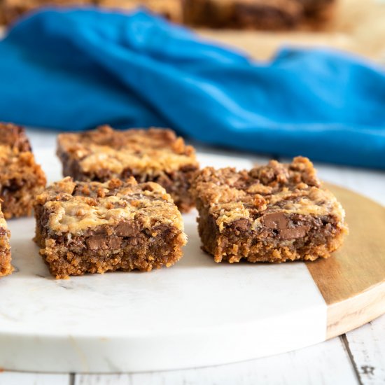 Easy Chocolate Caramel Traybake