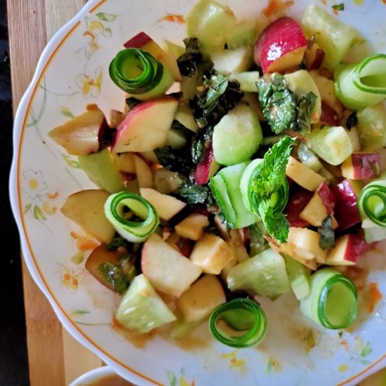 APPLE CUCUMBER MINT SALAD