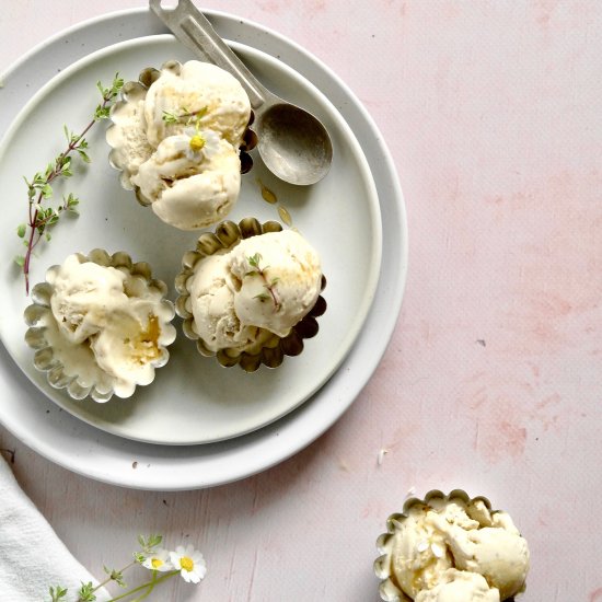 banana, thyme & chamomile ice cream