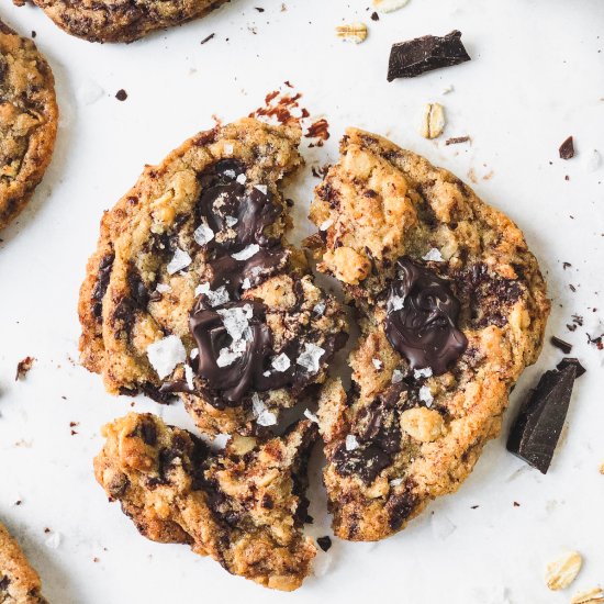 Salty Brown Butter Oat Choc Cookie!