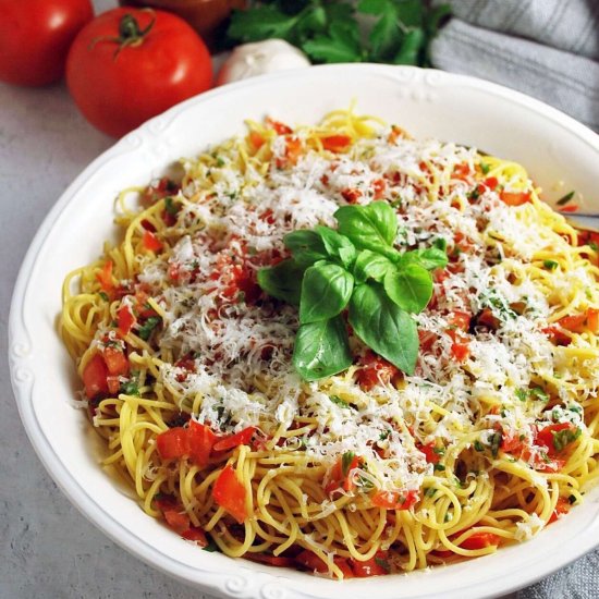 Fresh Tomato Basil Pasta Sauce