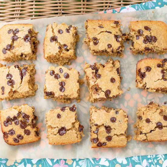 Chocolate Chip Blender Oatmeal Bars