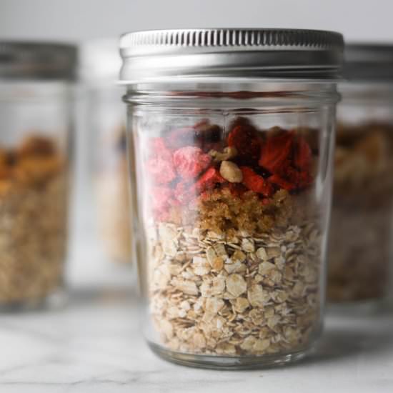 Homemade Instant Oatmeal in a Cup