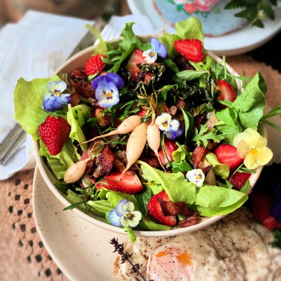 FRESH GARDEN GREENS WITH HOT BACON