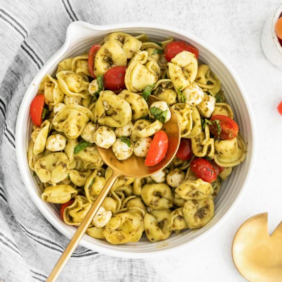 Pesto Tortellini Pasta Salad