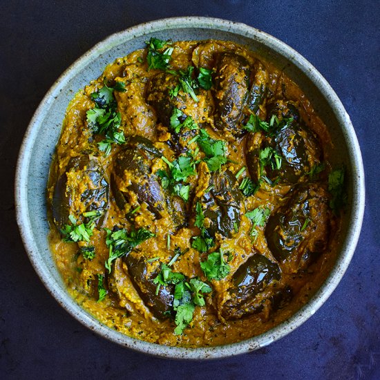 bharli vangi/stuffed eggplant