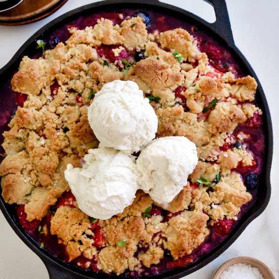 Easy Mix-and-Match Fruit Crumble