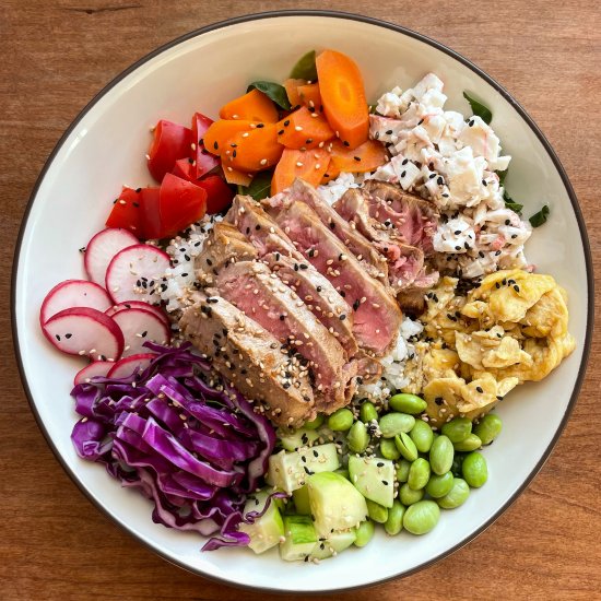 Rainbow poke bowl with seared tuna