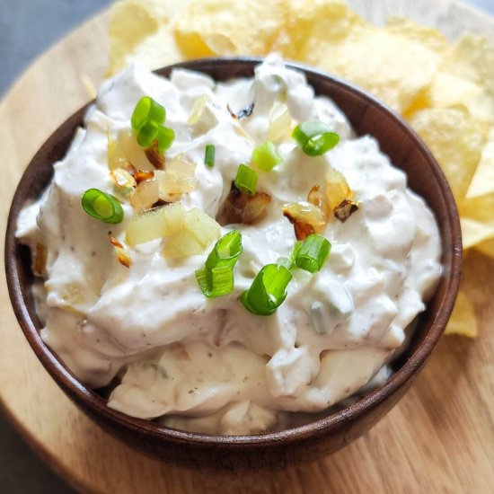 Sour cream and onion dip