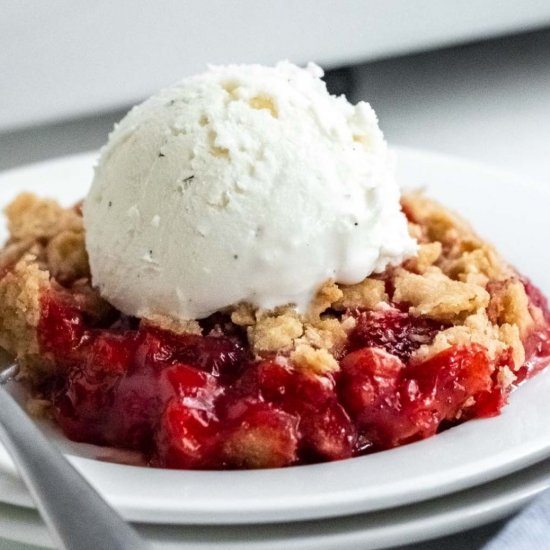 Strawberry Crumble