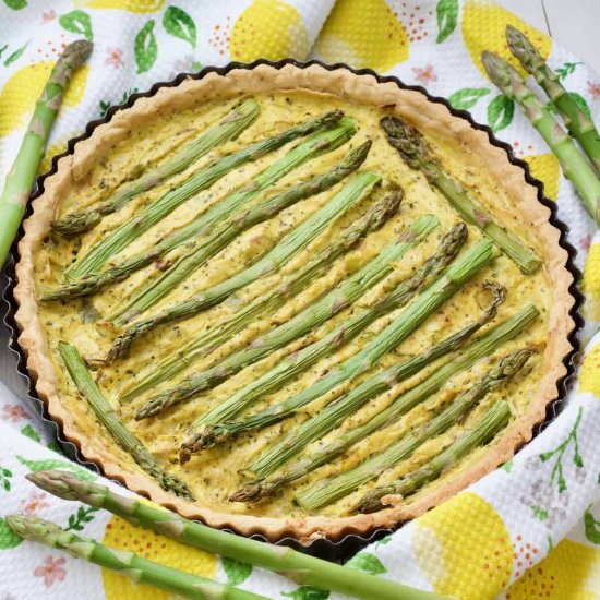 Vegan Quiche with Asparagus & Leek