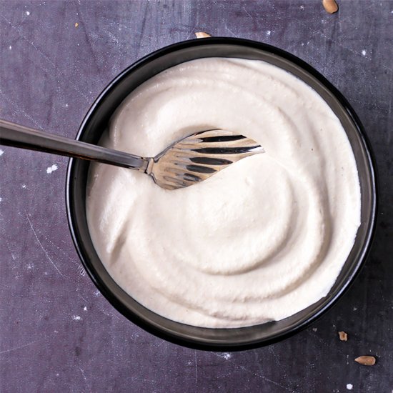 sunflower seed sour cream (vegan)