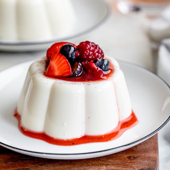 Vanilla Panna Cotta