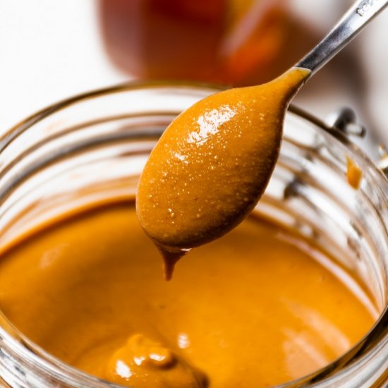 5 MINUTE HOMEMADE PEANUT BUTTER