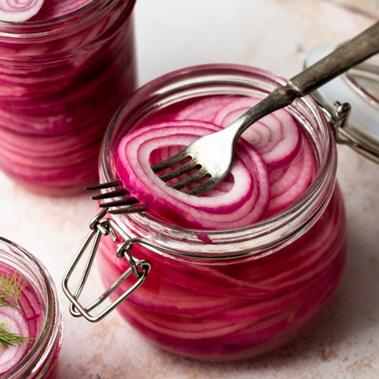 Easy Quick Pickled Onions