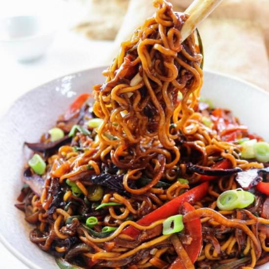 Vegan Chow Mein