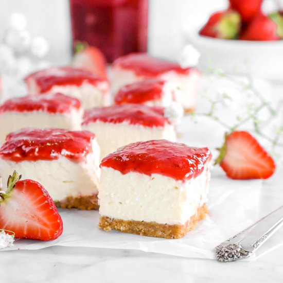 No Bake Strawberry Cheesecake Bars