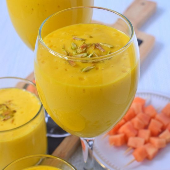 Mango lassi