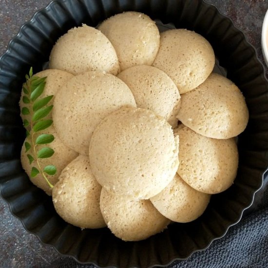 Quinoa Idli [ no rice idli ]