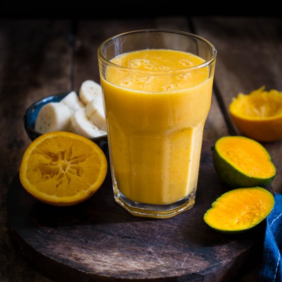 Mango Banana and Orange Smoothie