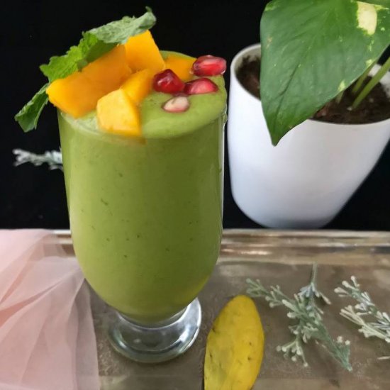 Mango Spinach Smoothie