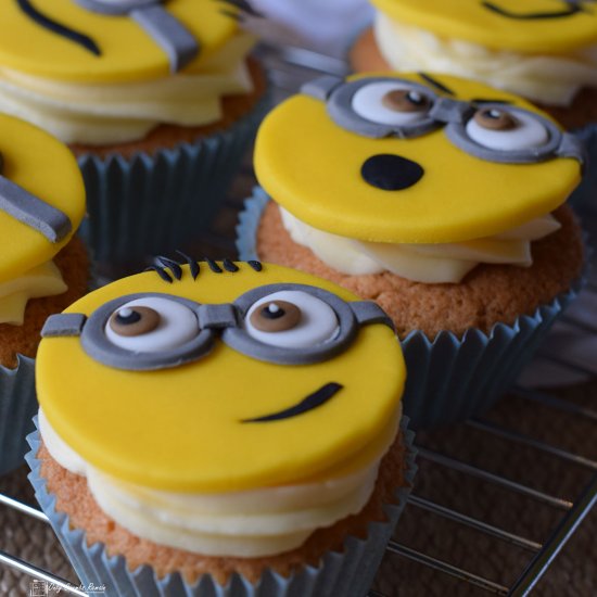 Easy Fun Minion Cupcakes