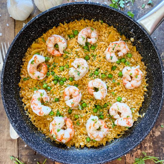 One-Pan Spanish Garlic Rice