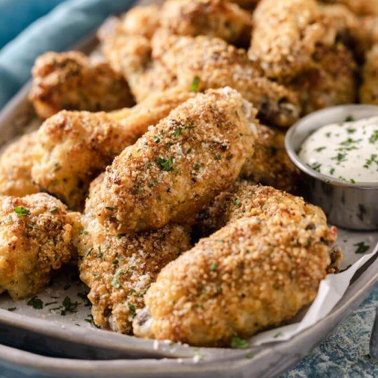 Easy Garlic Parmesan Chicken Wings