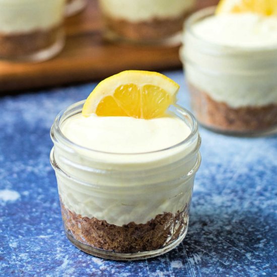 Lemonade icebox pie in a jar