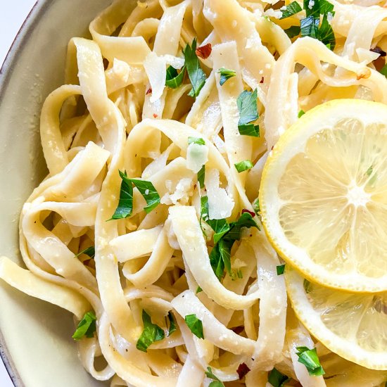 Lemon Garlic Pasta