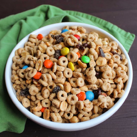 Peanut Butter Maple Snack Mix