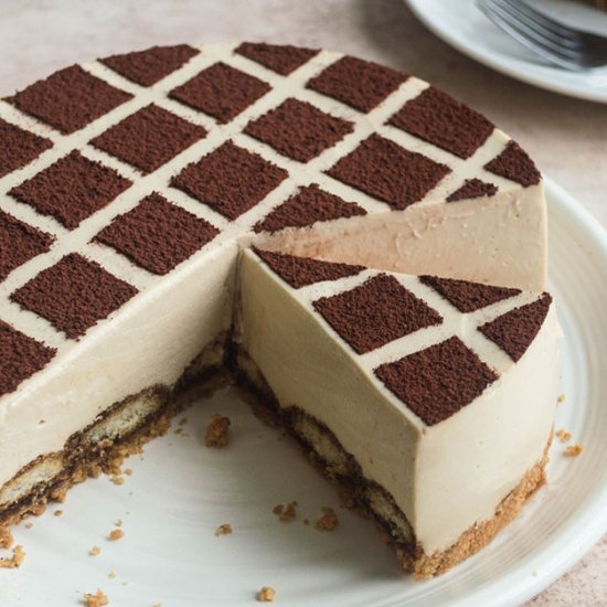 No-Bake Tiramisu Cheesecake