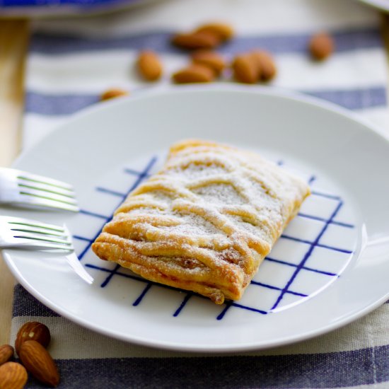 Puff pastry with almond cream