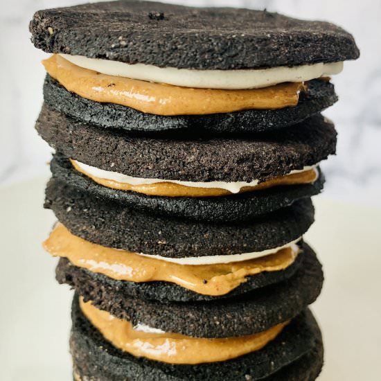 Vegan Oreo Sandwich