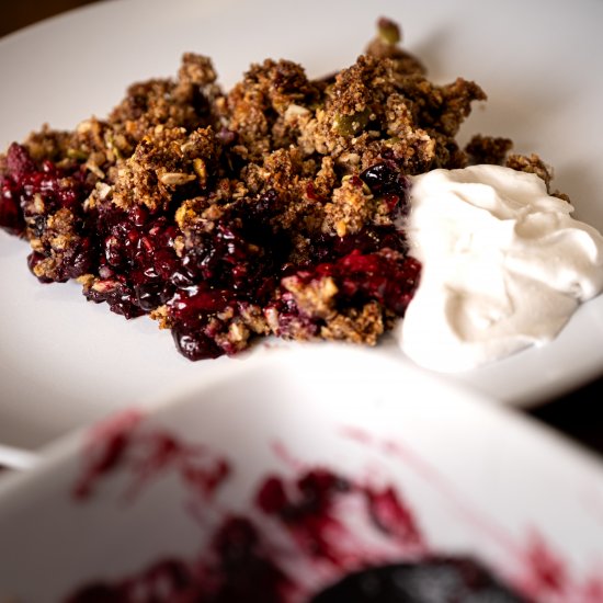 Low Carb Berry Crumble