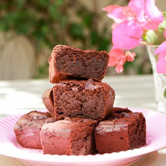 Chocolate Beetroot Brownies (VG-GF)