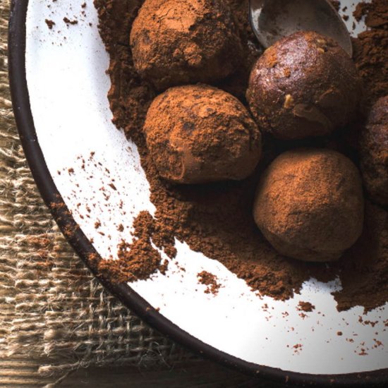 Soft chocolate & liquorice truffles