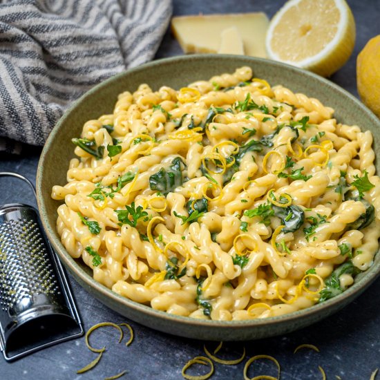 Creamy Lemon Gruyere Pasta