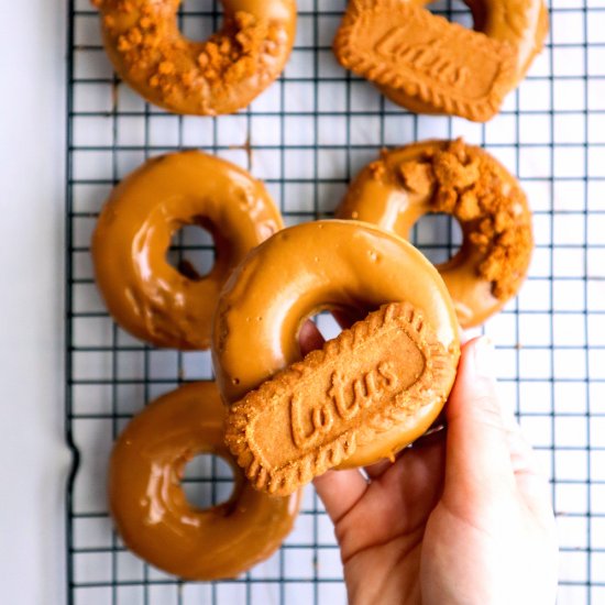 Lotus Biscoff Baked Donuts (Vegan)