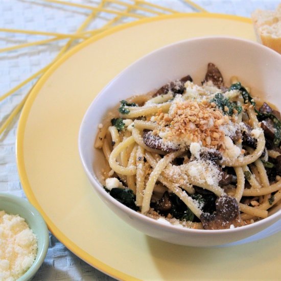 Fried Garlic Bucatini and Mushrooms