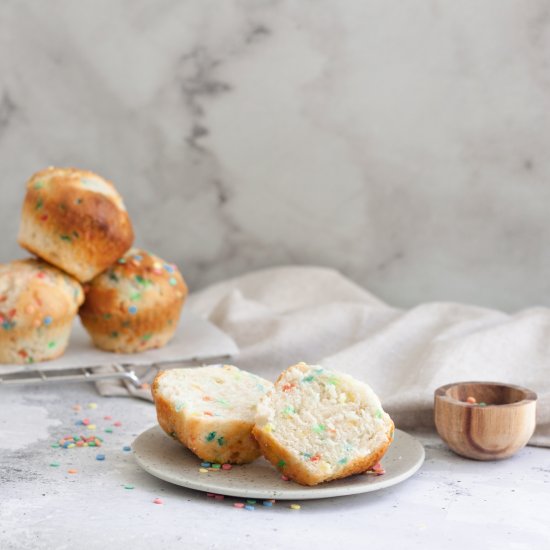 Eggless Vanilla Sprinkles Muffins