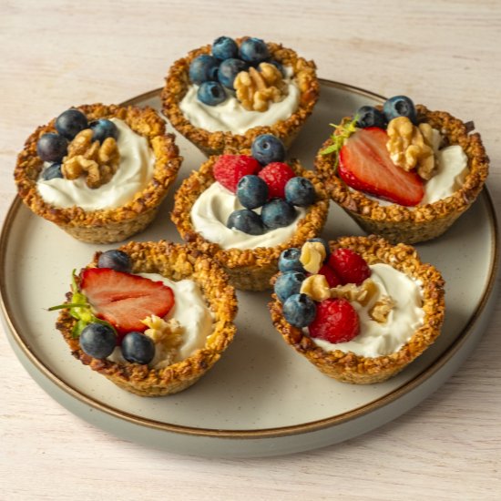 Vegan walnut granola cups