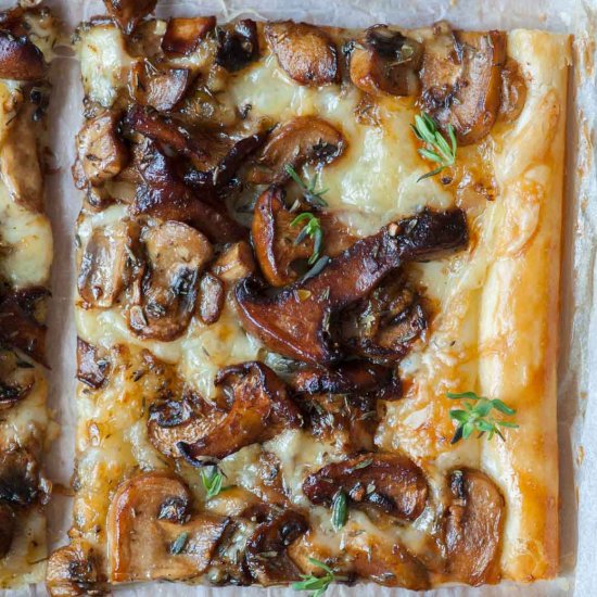 puff pastry mushroom tart