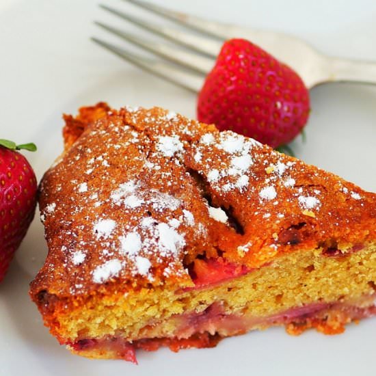 Summery strawberry cake