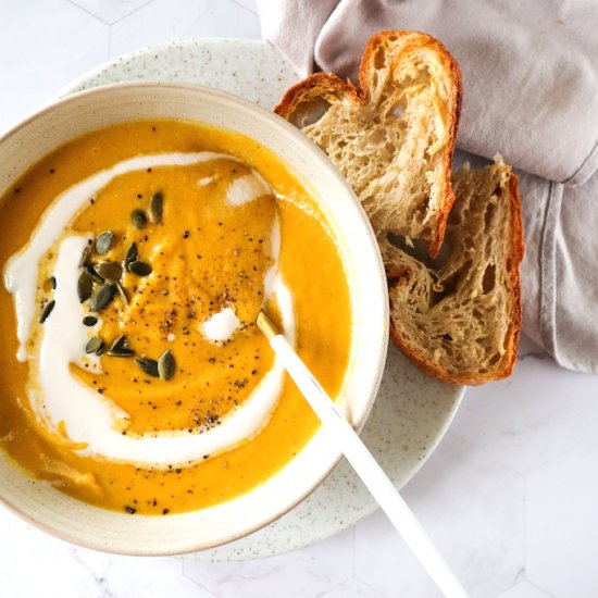 Vegan Creamy Pumpkin Soup