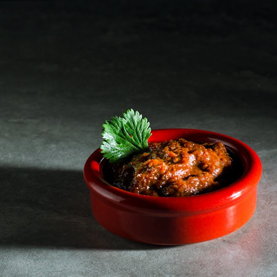 Pasilla Negro Chile & Tomato Sauce